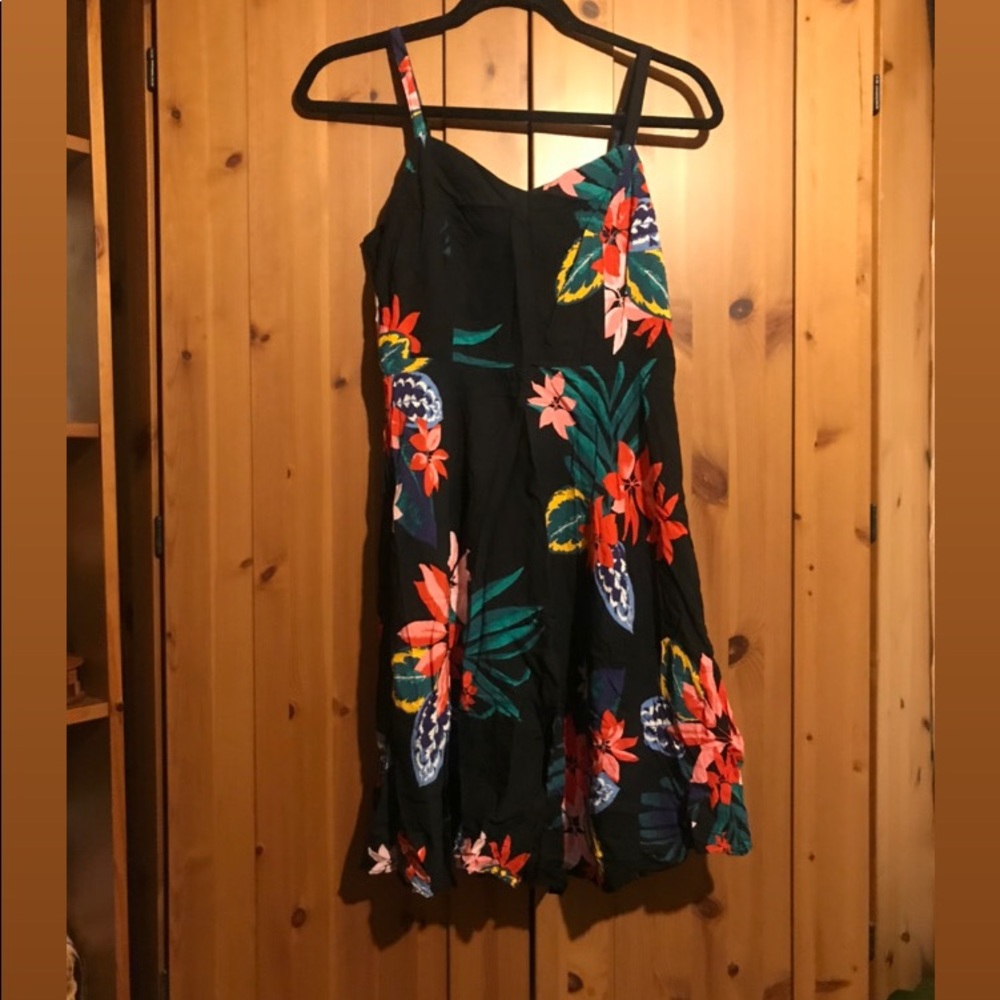 Old Navy Dress Medium Tall NWOT - Picture 2 of 2